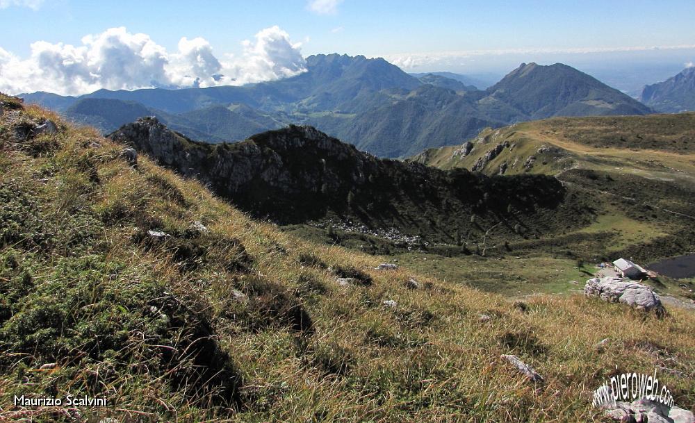 15 Panorama verso il Resegone.JPG